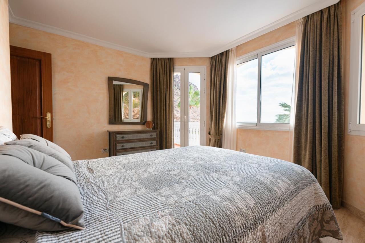 Villa Faya On The First Ocean Line With New Heated Pool Los Cristianos  Zewnętrze zdjęcie