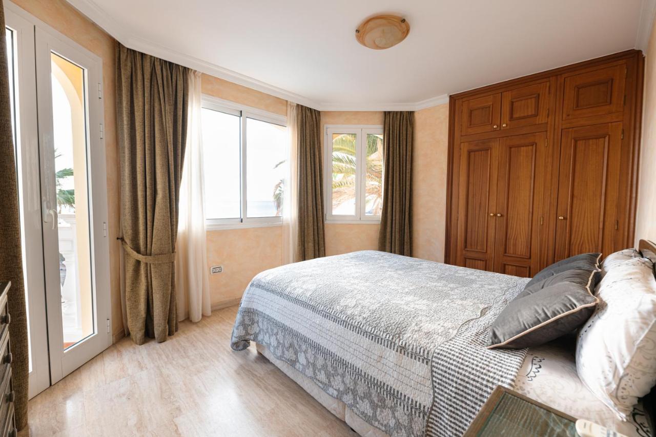 Villa Faya On The First Ocean Line With New Heated Pool Los Cristianos  Zewnętrze zdjęcie